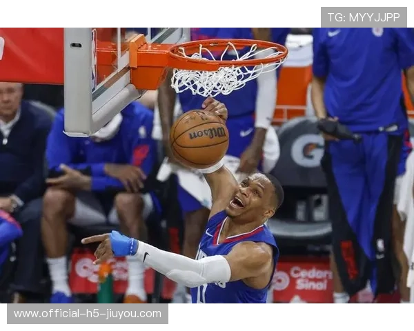 快船关键篮板抢占比赛主动权